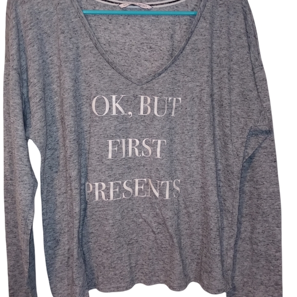 Victoria's Secret Oversize Sleep Shirt - Picture 2 of 10